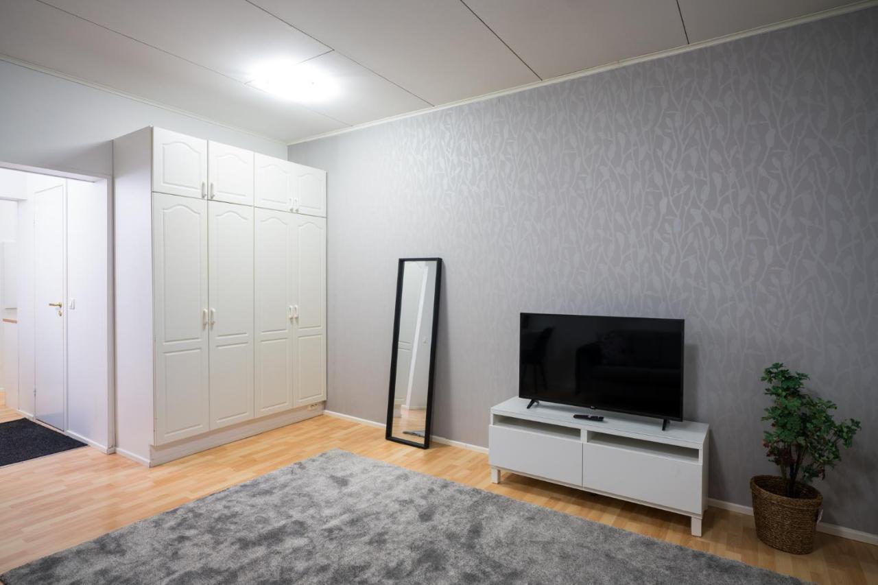 Cozy Apartment Close To The City Center Turku Exterior photo